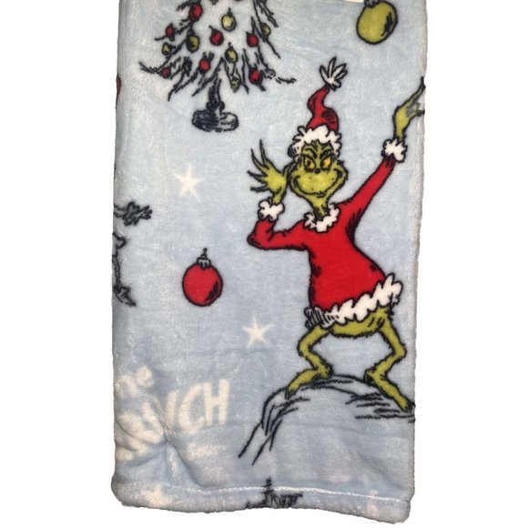 The Grinch Christmas Oversized 50x70 Ultra Soft Throw Blanket NWT TikTok Viral - Picture 4 of 5